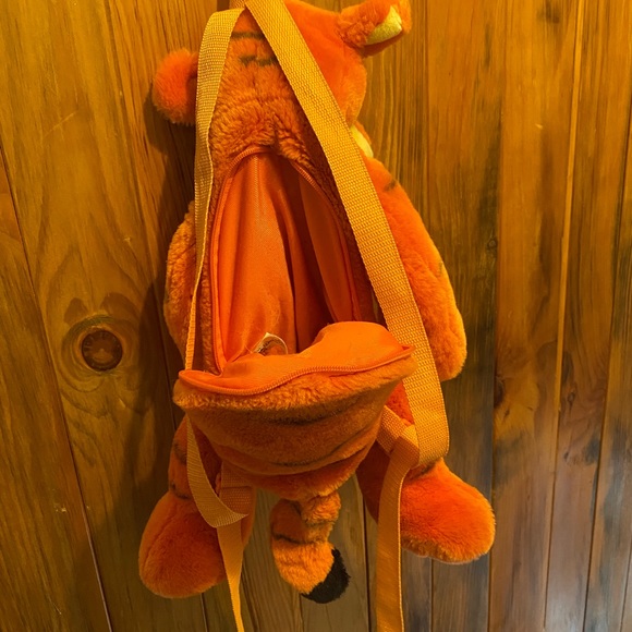 Tigger backpack - Picture 3 of 5